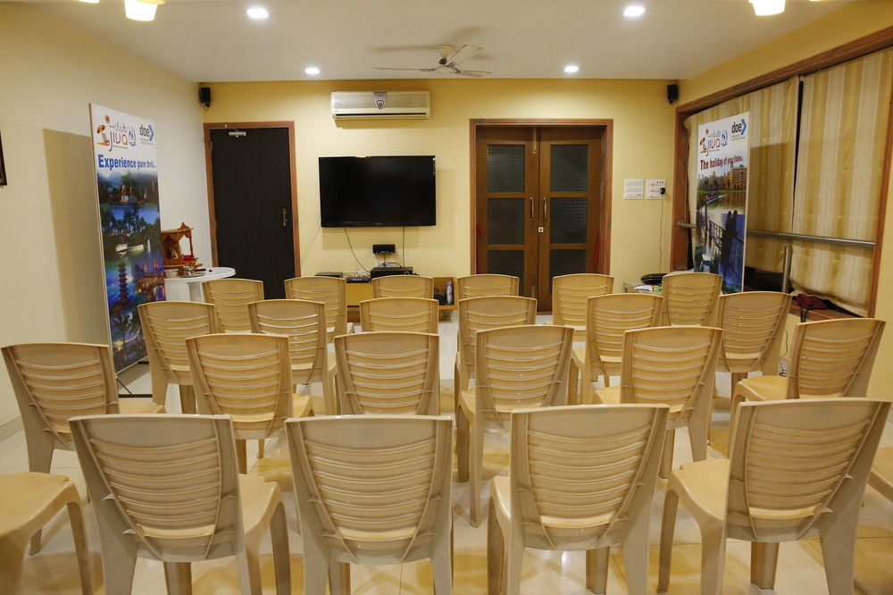 Abhishek Beach Resort And Spa Ganpatipule Dış mekan fotoğraf